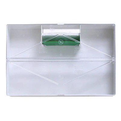 Hranilica 4 Kg četvrtasta, plastična